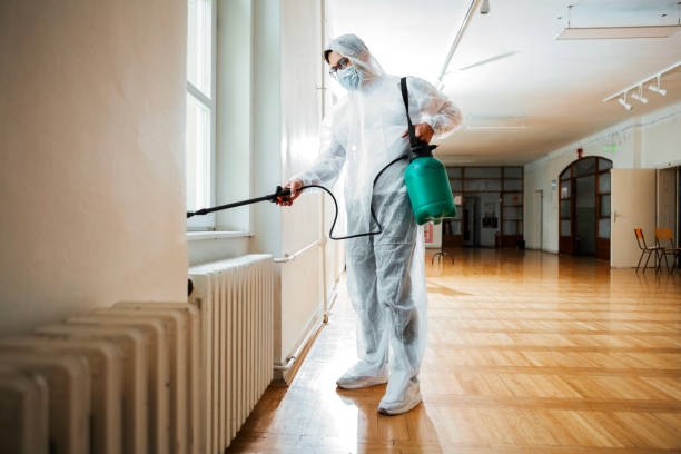 Best Best Pest Control Companies  in De Soto, KS